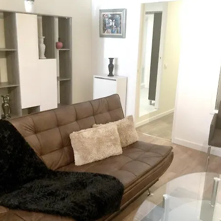 With 2 Bedrooms In Puerto De La Cruz With Wonderful City View And Wifi 50 M From The Beach Daire *