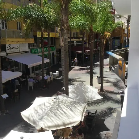 With 2 Bedrooms In Puerto De La Cruz With Wonderful City View And Wifi 50 M From The Beach Daire *